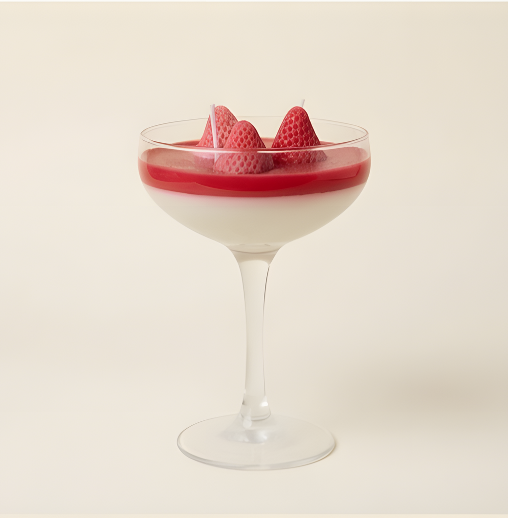 Dessert scented candle — Strawberries & Cream Coupe soy wax by WarmWhiff
